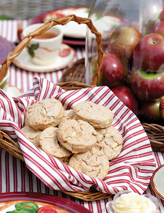 5 Inspiring Autumn Tea Tablescapes 