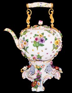 The Chitra Collection: European Porcelains
