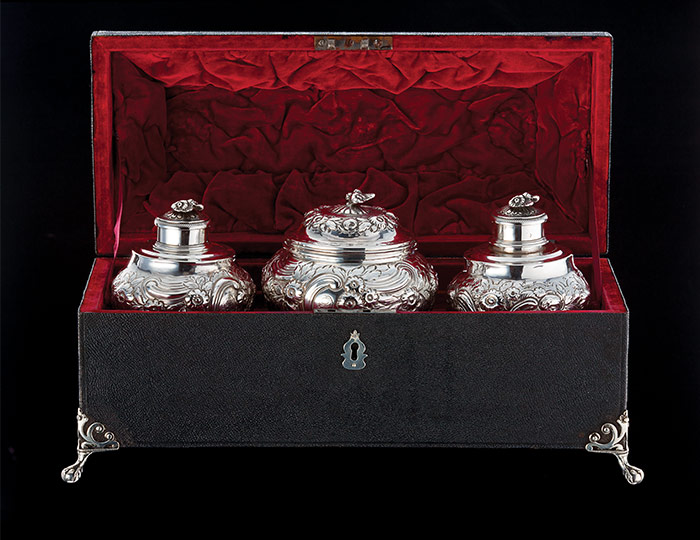 The Chitra Collection: Stunning Silver Wares
