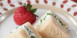 Goat-Cheese-and-Herb-Tea-Sandwiches