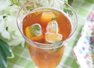 Summertime-Peach-Iced-Tea