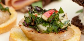Apple-Chicken Sausage Crostini with Apple-Kale Slaw
