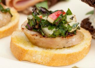 Apple-Chicken Sausage Crostini with Apple-Kale Slaw