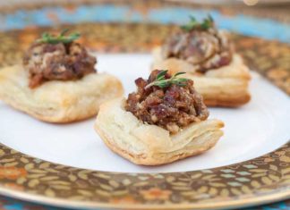 Bacon-and-Goat-Cheese-Puffs SO11