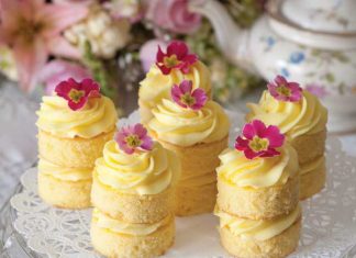 Lemon-Buttercream-Cakes