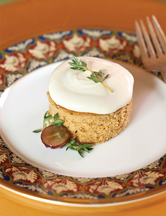 Spice Cakes with Lemon Cream