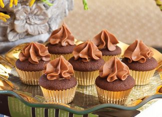 Chocolate-Caramel Mini Cupcakes