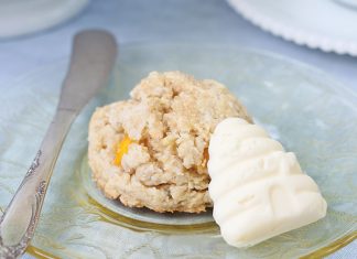 Peachy Blue Cheese Scones