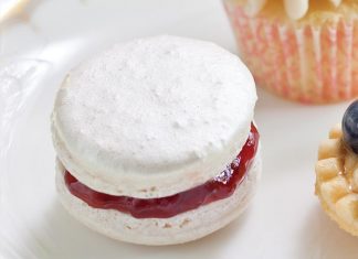 Strawberry-Macadamia French Macarons