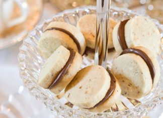 Mini Hazelnut Sandwich Cookies
