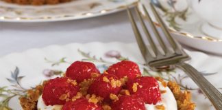 Raspberry-Oat Tartlets with Whiskey-Honey Cream