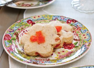 Papaya-Lime Scones