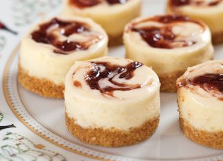 Mini Sugarplum Cheesecakes