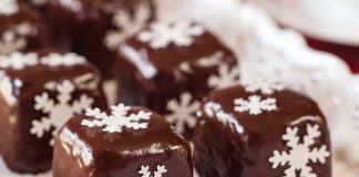 Snowflake Cake Bites
