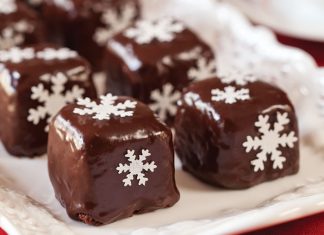 Snowflake Cake Bites