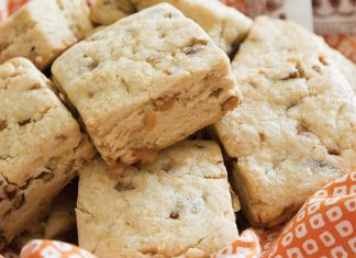 Toffee-Pecan Scones