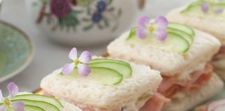 Radish-Dill Canapés