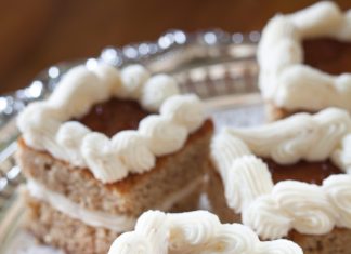 Apricot-Walnut Cakes