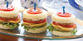 The Art of the Fan Tea