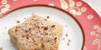 Gluten-Free Banana-Nut Scones