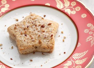 Gluten-Free Banana-Nut Scones