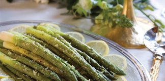Lemon-Scented Steamed Asparagus