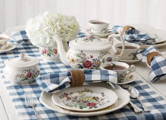 The Complete Table: Buds and Blooms