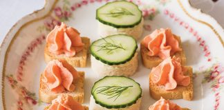 Salmon Petits Toasts