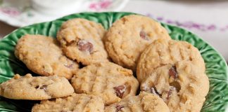 Peanut Butter–Chocolate Chip Cookies
