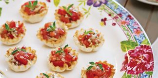 Tomato-Artichoke Bruschetta Phyllo Cups