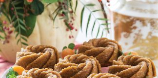 Mini Pumpkin Bundt Cakes