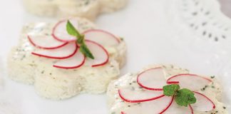 Radish Flower Canapés