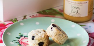 Blueberry–Sour Cream Scones
