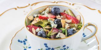 Ode to Teacups & Saucers