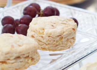 Pineapple-Coconut Scones