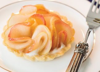 Apple Tartlets with Brown Sugar Cream - TeaTime Magazine