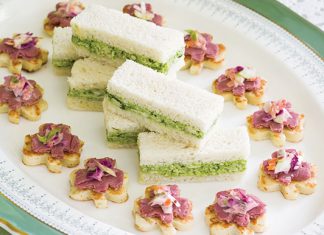 Pesto-Chicken Tea Sandwiches