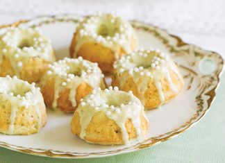 Matcha-Almond Mini Bundt Cakes