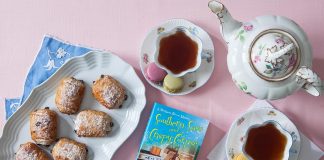 Supernatural Instincts Help to Crack Unsolved Cases inSouthern Sass and a Crispy Corpse by Kate Young