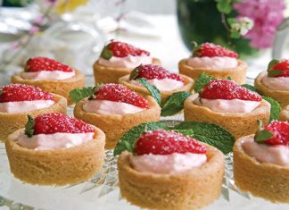 Sugar Cookie Cups with Strawberry Cream
