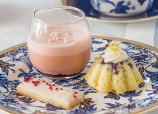 Raspberry Shortbread Cookies