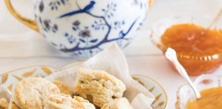 Apricot-Cardamom Scones