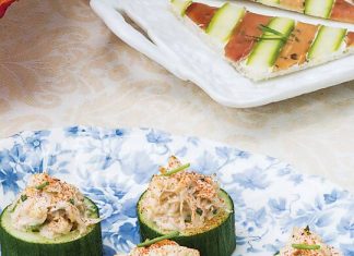 Cucumber-Crab Canapés
