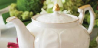 Macadamia-Coconut Scones