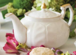 Macadamia-Coconut Scones