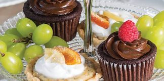Almond Butter and Concord Grape Sandwich Cookies