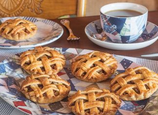 Apple-Cranberry Tartlets