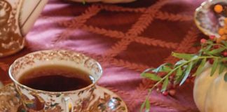 Honey, Thyme, and Goat Cheese Phyllo Cups