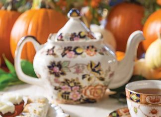 Rosy Apple-Pecan Tartlets