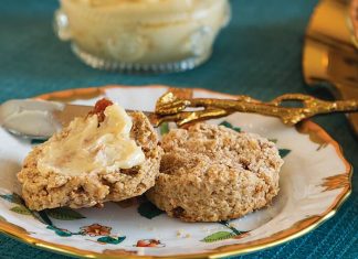Bacon-Spelt Scones